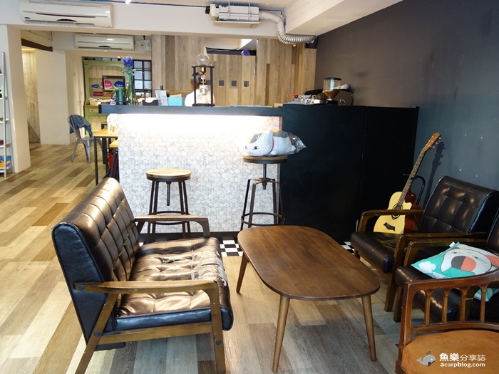 【台北大安】Cross Cafe克勞斯咖啡店/東區咖啡館/wifi 插座 【台北大安】Cross Cafe克勞斯咖啡店/東區咖啡館/wifi 插座