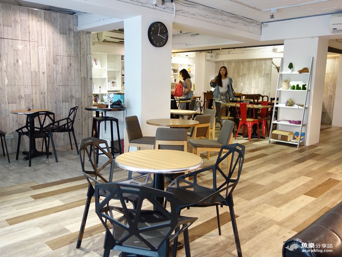 【台北大安】Cross Cafe克勞斯咖啡店/東區咖啡館/wifi 插座 【台北大安】Cross Cafe克勞斯咖啡店/東區咖啡館/wifi 插座