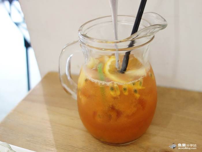 【台北大安】Cross Cafe克勞斯咖啡店/東區咖啡館/wifi 插座 【台北大安】Cross Cafe克勞斯咖啡店/東區咖啡館/wifi 插座