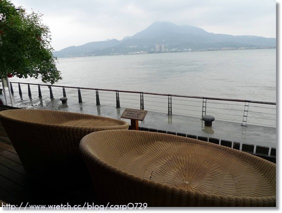 【淡水】榕堤水灣餐廳~大推!!!!! @魚樂分享誌