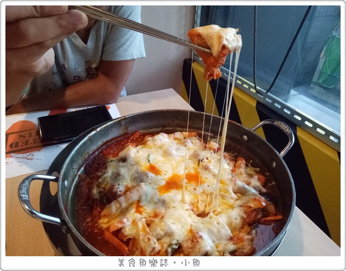 【台北萬華】Omaya 麻藥瘋雞 春川炒雞(西門町店)/乳溝起士 @魚樂分享誌