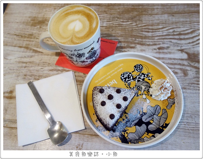 【台北萬華】貳拾陸巷 Somebody Cafe/西門町咖啡店 @魚樂分享誌