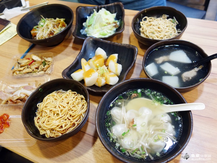 【台北大安】老蘿蔔麵食館/ 台北文青小吃店/捷運信義安和站 @魚樂分享誌