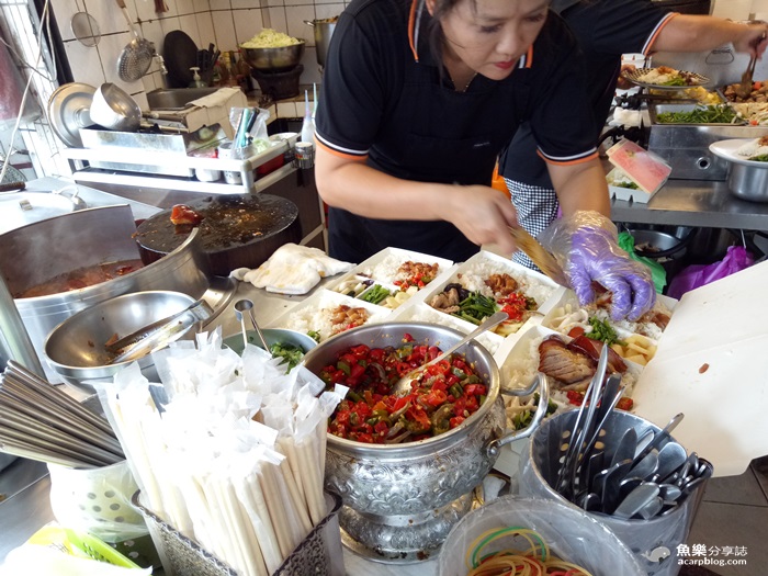 【新北三重】光興街腿庫飯/豬腳飯/三重美食小吃