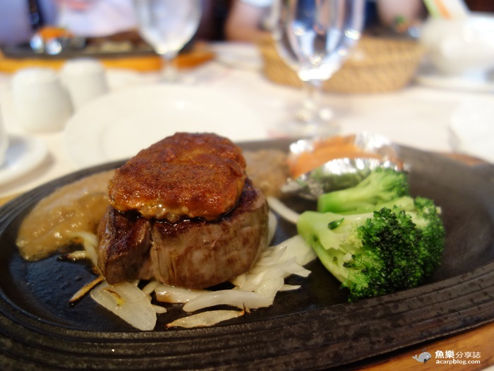 【台北大安】紅屋牛排 忠孝店 東區美食 @魚樂分享誌