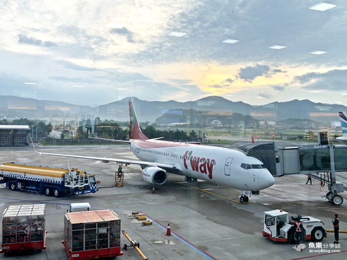 德威航空