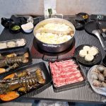 即時熱門文章：【台北松山】超越水產火鍋超市│肉多多全新品牌│新鮮活龍蝦588元│超夯蒸海鮮塔(已歇業)