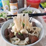 即時熱門文章：【台北萬華】建宏牛肉麵│加麵加湯不用錢│免費飲料喝到飽│24小時營業